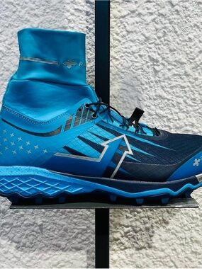 High-Top Trail women’s  Shoes